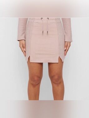 NWT Pale Pink Towelling Panel Mini Skirt
UK 12